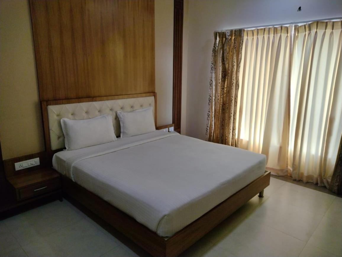 Atlanta Park Chennai Hotel Tambaram Esterno foto