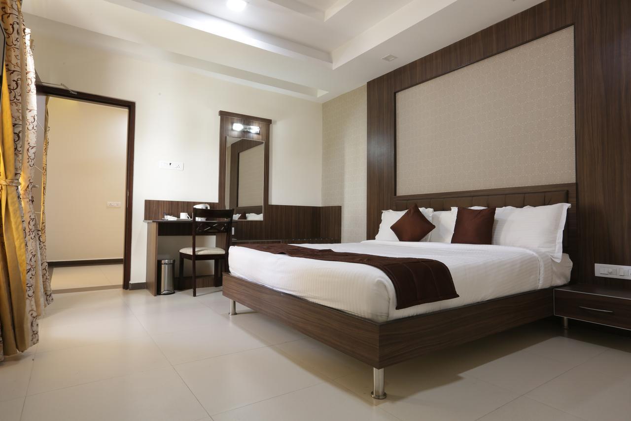 Atlanta Park Chennai Hotel Tambaram Esterno foto