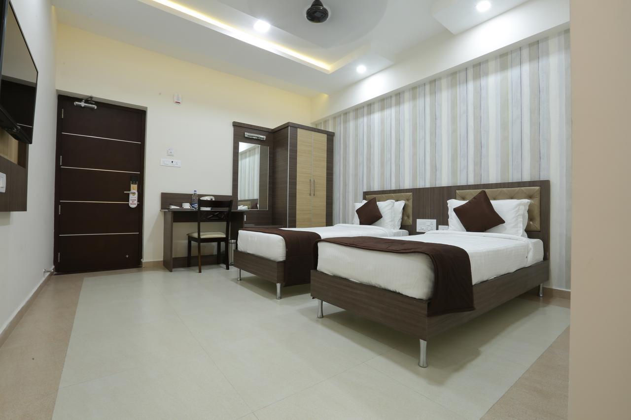 Atlanta Park Chennai Hotel Tambaram Esterno foto