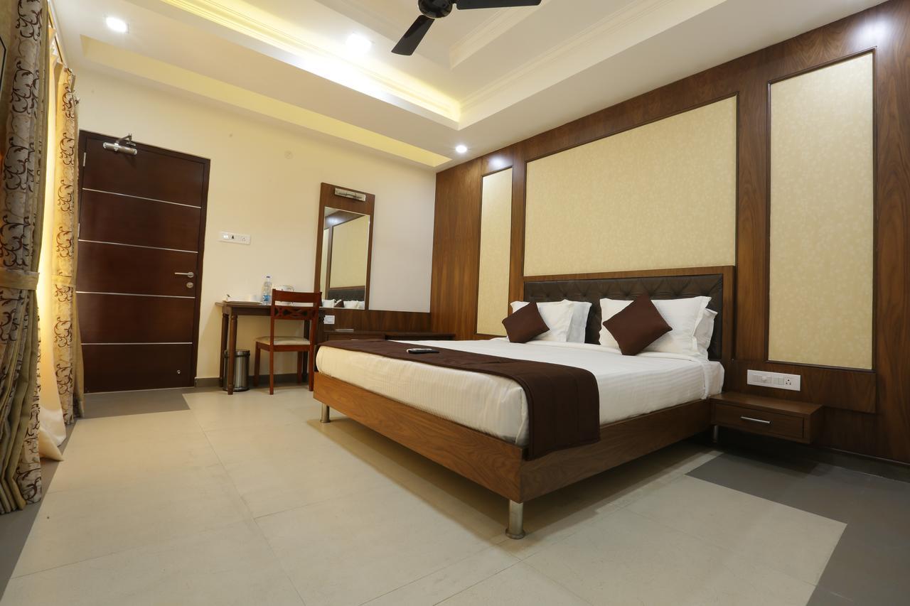 Atlanta Park Chennai Hotel Tambaram Esterno foto