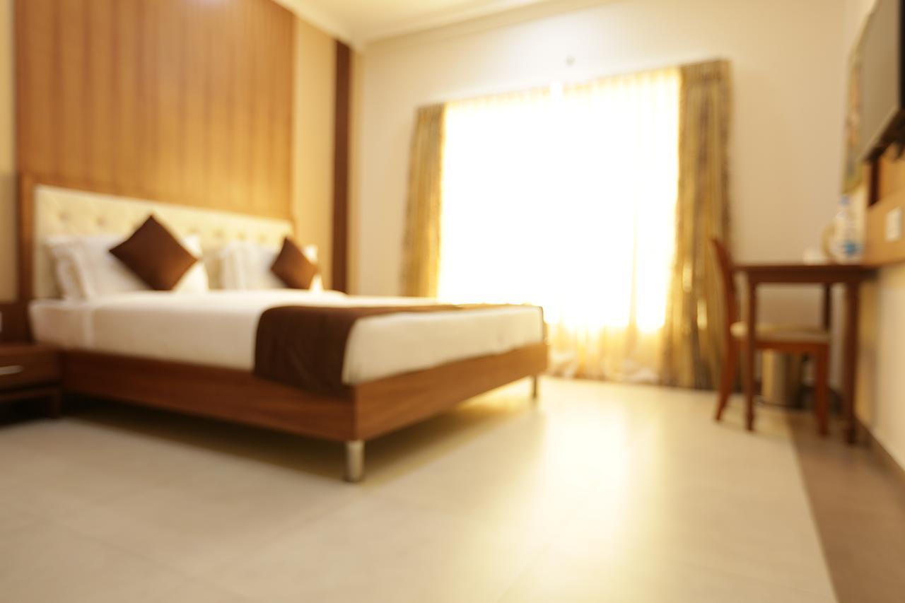 Atlanta Park Chennai Hotel Tambaram Esterno foto